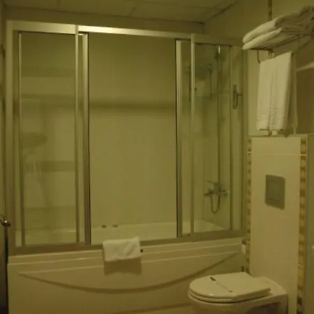 Grand Adanus Hotel